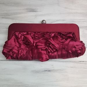 🌸2for$10 Burgundy clutch with optional strap